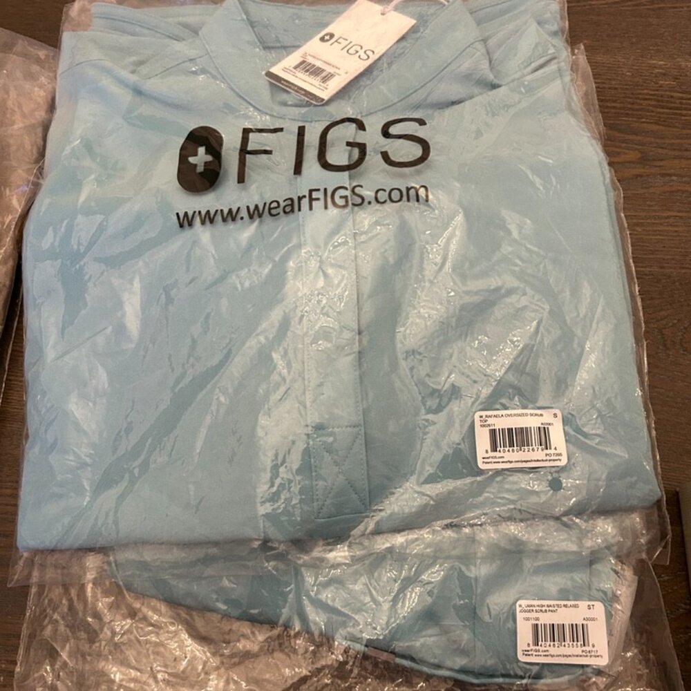 NWT FIGS Women's Scrubs Size Small Matching Sets $75 each!